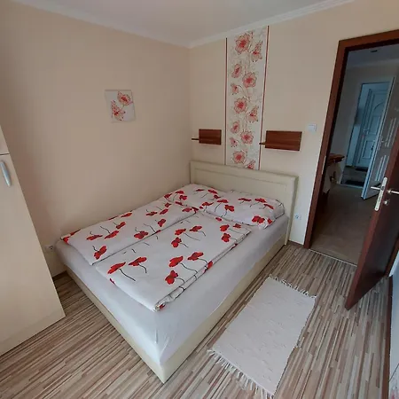 Oregano Apartmanok Siofok Exterior photo